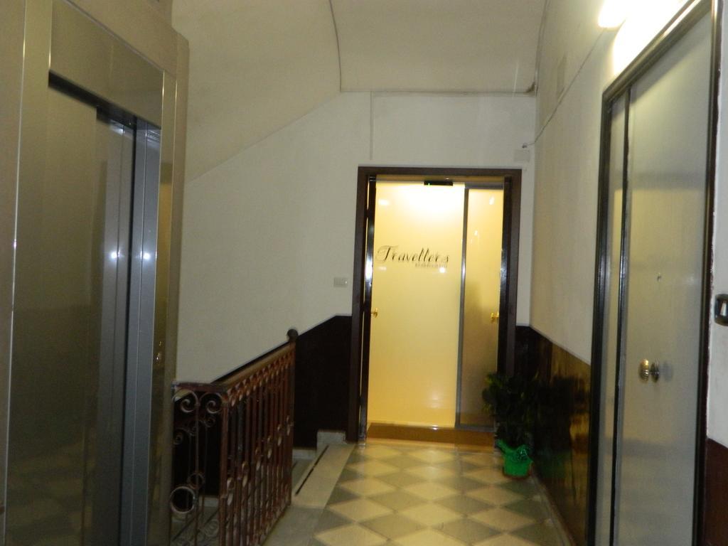 Bed & Breakfast Travellers Nápoly Kültér fotó
