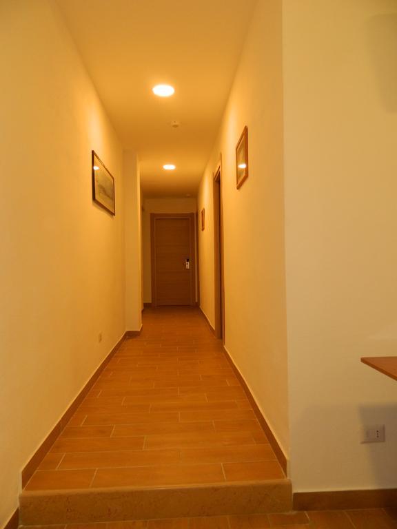 Bed & Breakfast Travellers Nápoly Kültér fotó