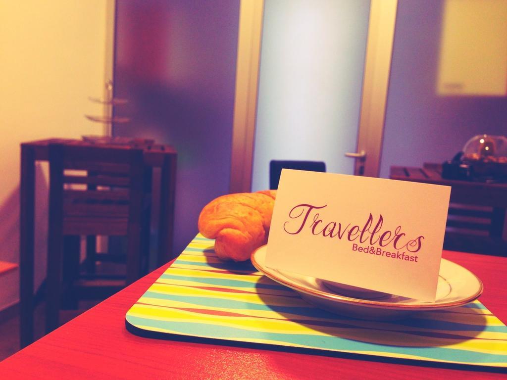 Bed & Breakfast Travellers Nápoly Kültér fotó